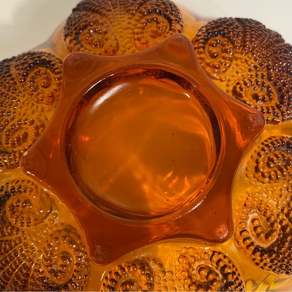 Vintage Anchor Hocking Beaded Leaf Design Amber Glass Bowl - Picture 6 of 8